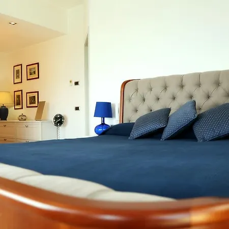 Couette-café Maison Blanche