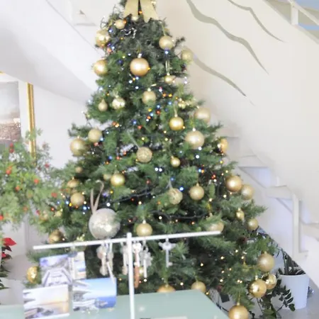 Maison Blanche 4* تاورمينا