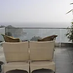 Maison Blanche טאורמינה
