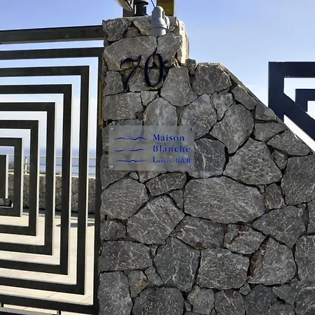 Maison Blanche Nocleg ze śniadaniem