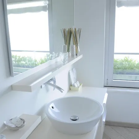 Nocleg ze śniadaniem Maison Blanche 4*